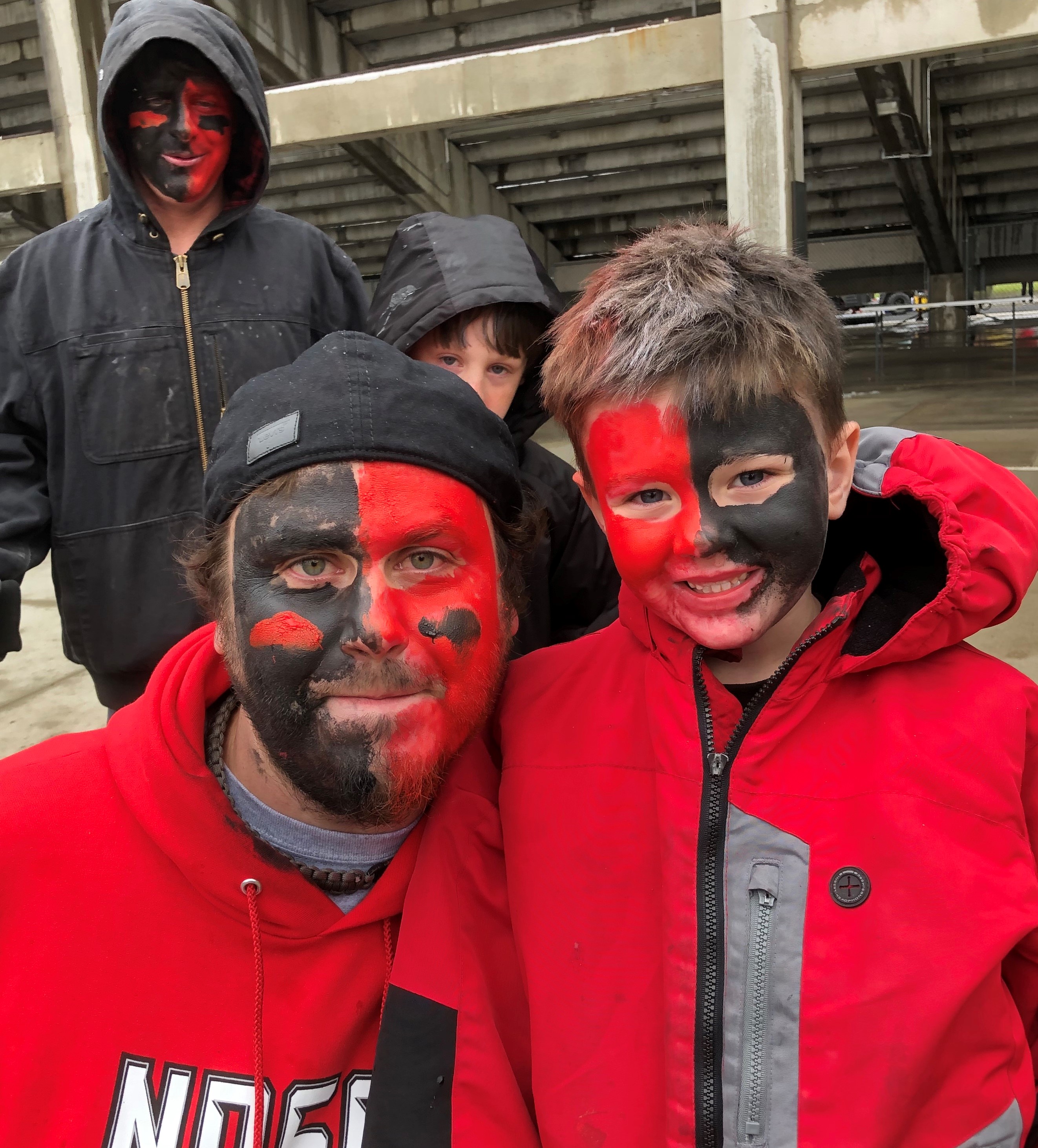 Homecoming fans